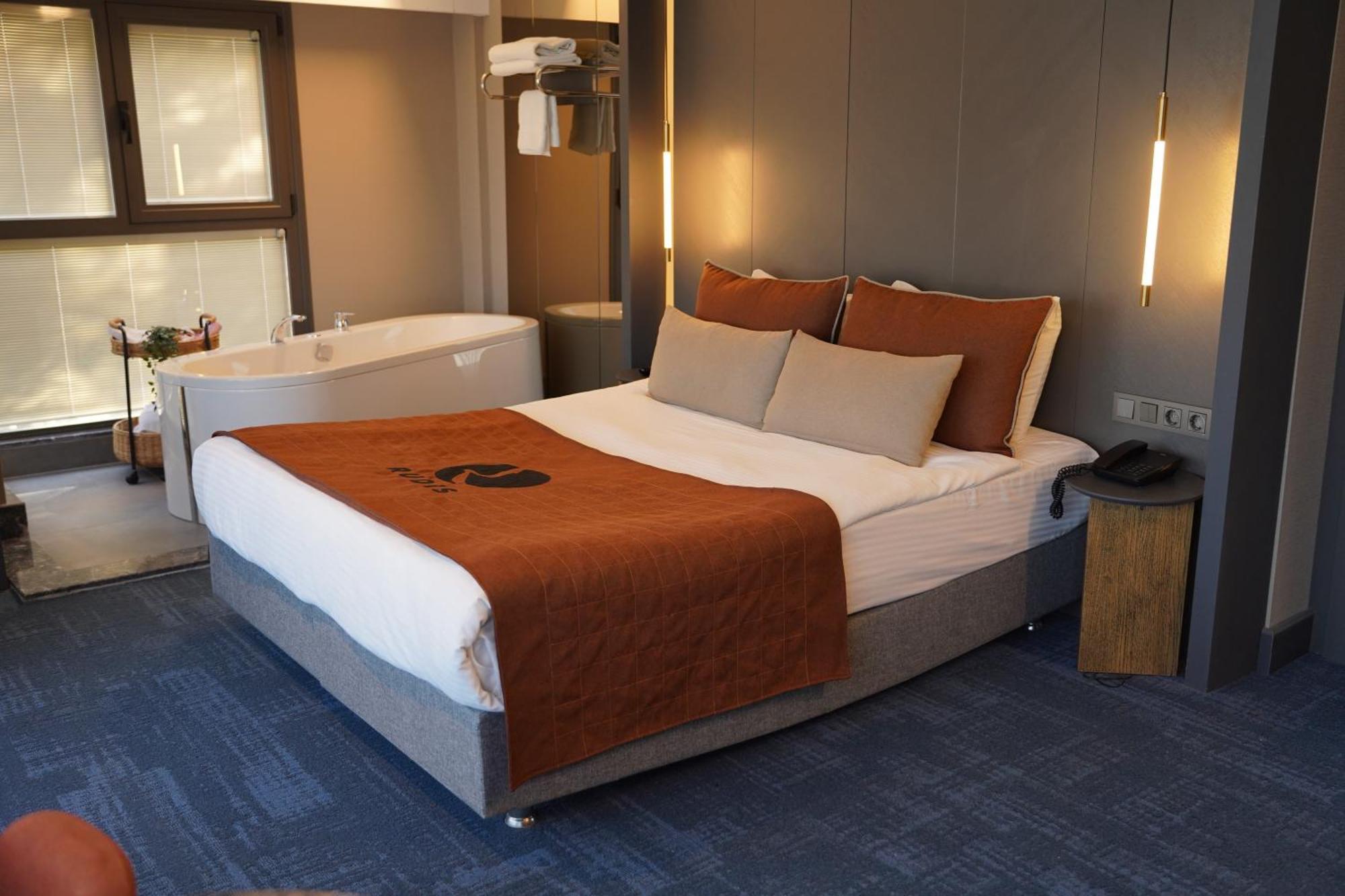 Rudis Hotel Narlidere Bagian luar foto